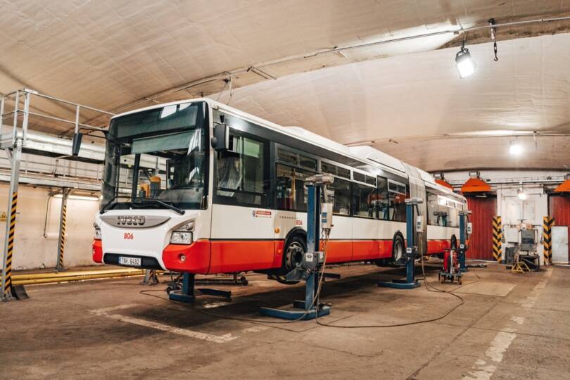 VEDOUCÍ STŘEDISKA ÚDRŽBA AUTOBUSŮ A MĚŘENÍ EMISÍ